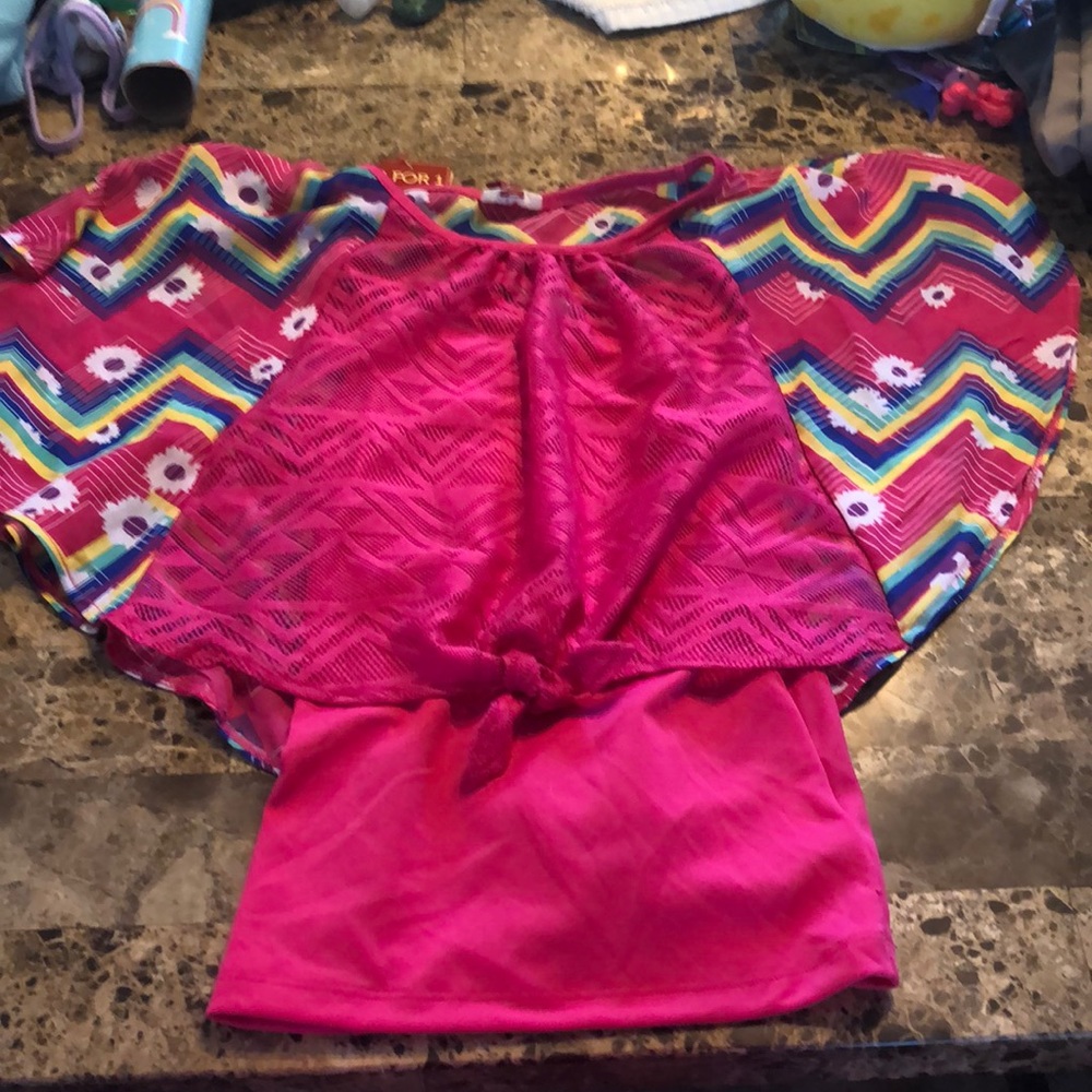 NWT so cute! LEI tank and shawl
